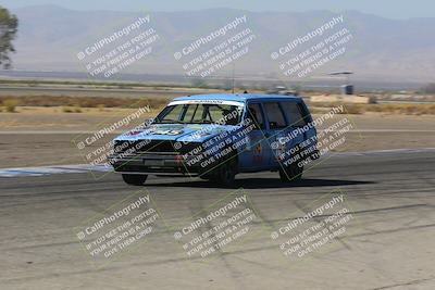 media/Oct-01-2022-24 Hours of Lemons (Sat) [[0fb1f7cfb1]]/10am (Front Straight)/